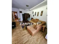 Izdavanje, trosoban stan, 80m², Stari Grad, Beograd - image 3