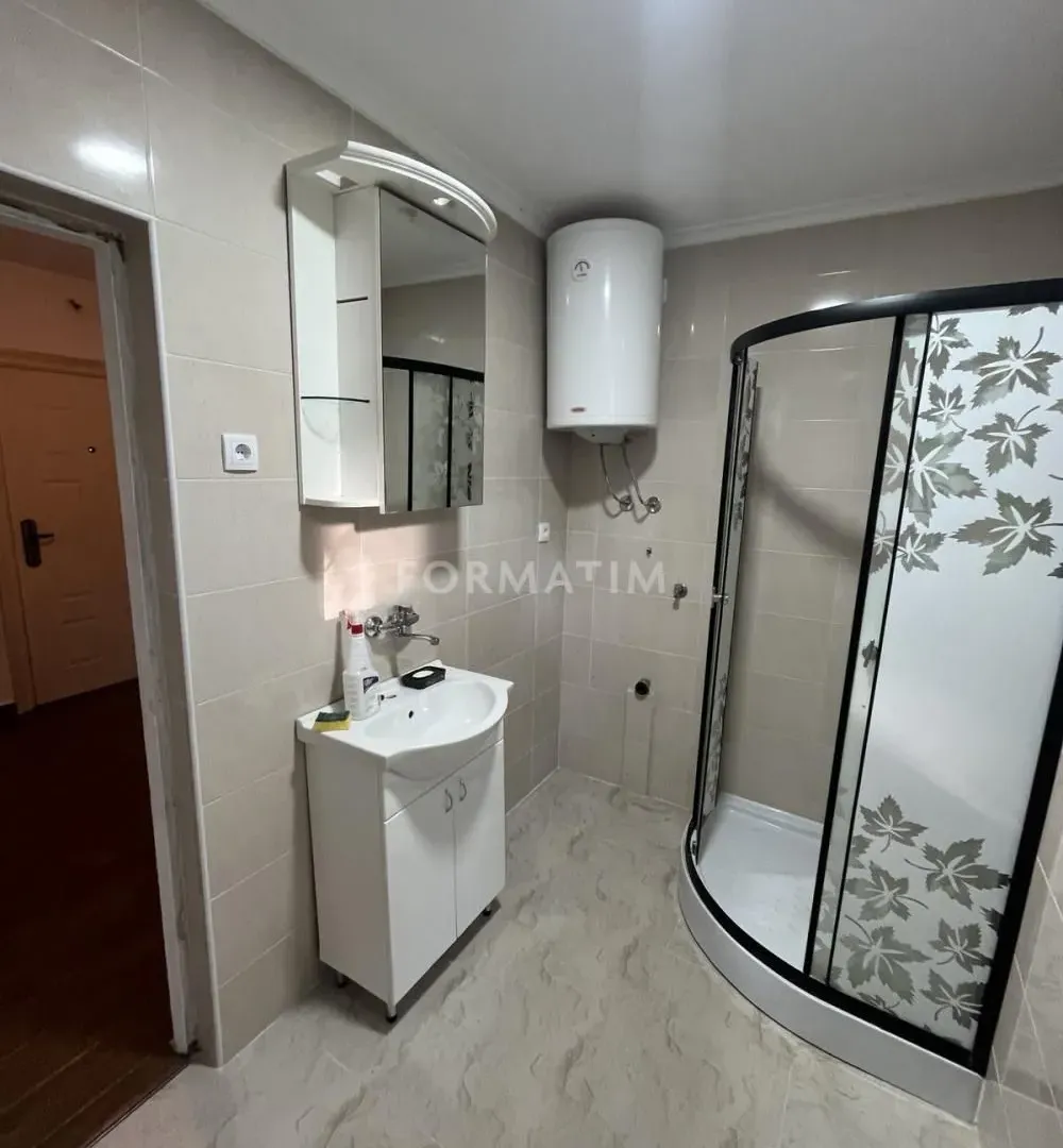 Rent, four bedroom apartment, 100m², Krnjaca, Palilula Sve Podlokacije
