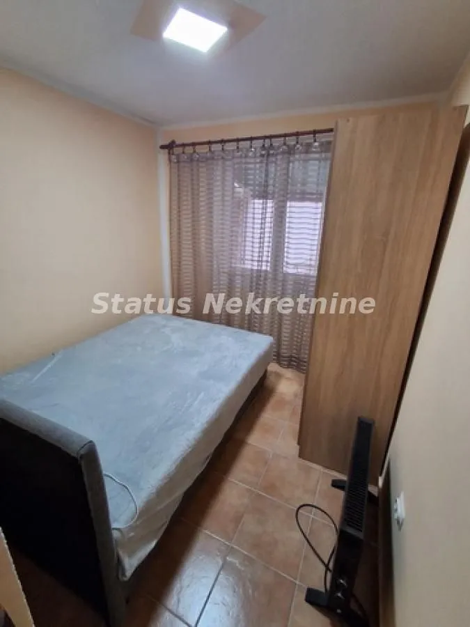 Prodaja, kuća, 180m², Futog, Novi Sad Sve Podlokacije