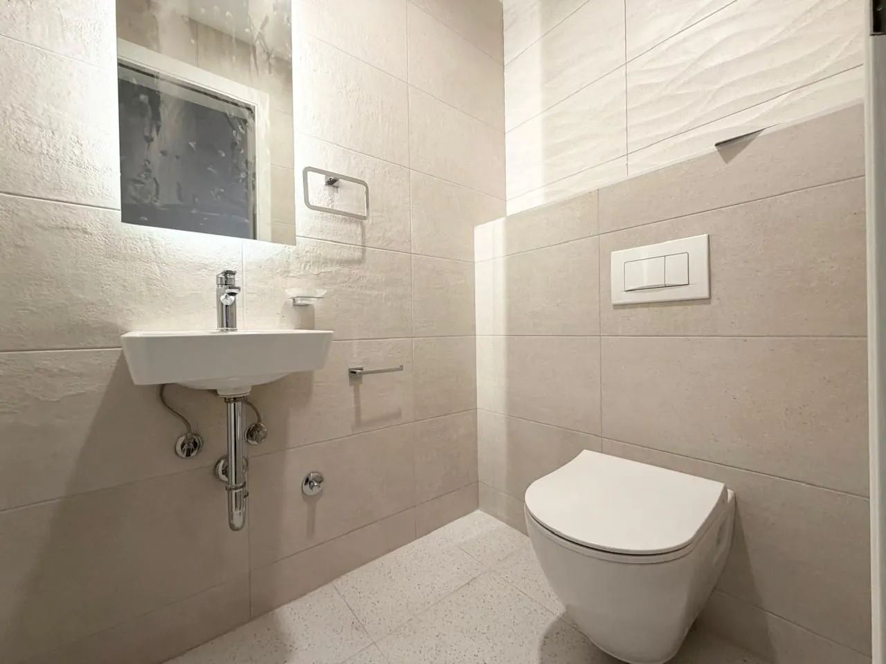 Prodaja, dvosoban stan, 65m², Stari Aerodrom, Podgorica