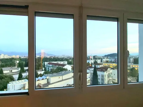 Rent, two bedroom apartment, 82m², Preko Morače, Podgorica - image 11