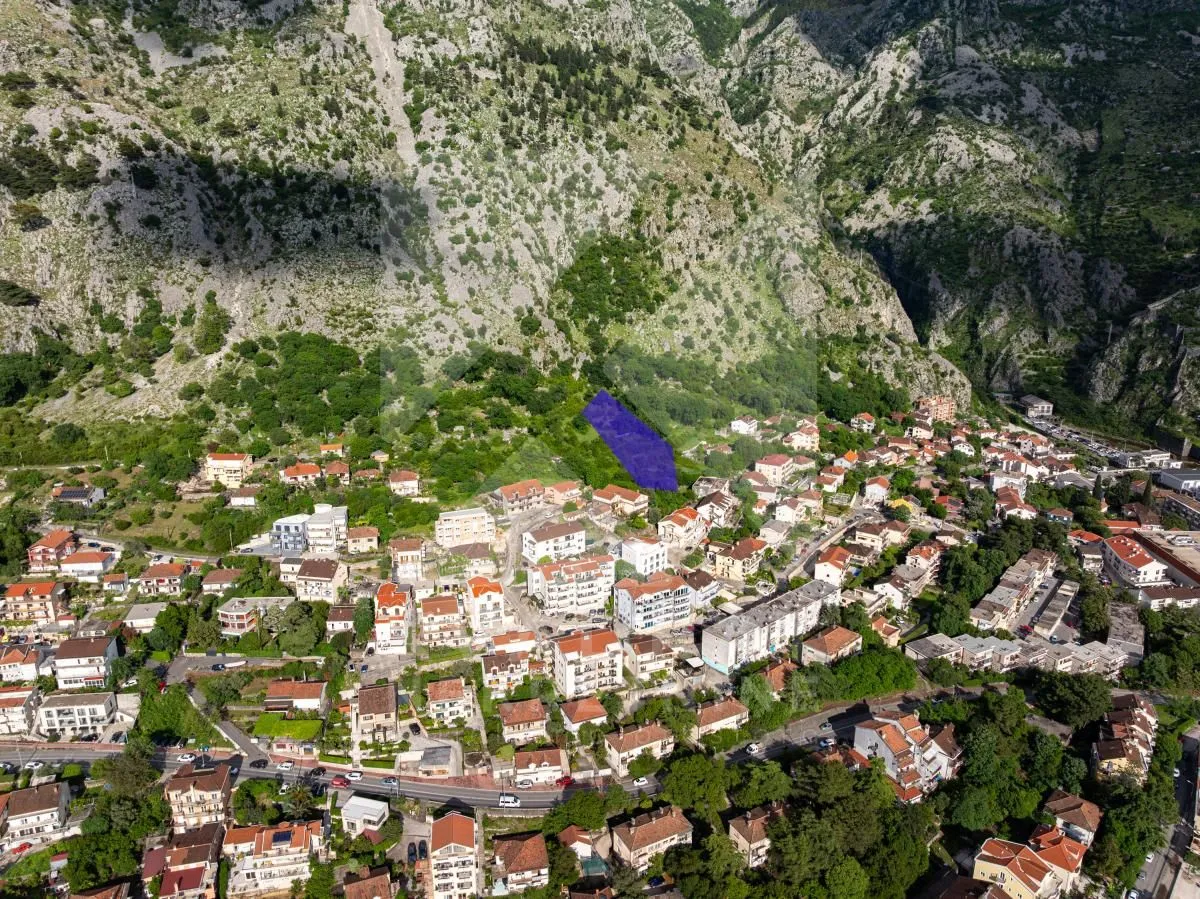 Prodaja, plac, 1700m², Dobrota, Kotor