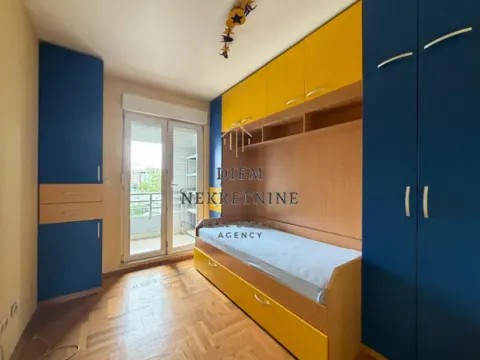 Izdavanje, jednosoban stan, 40m², Stari Aerodrom, Podgorica - image 10