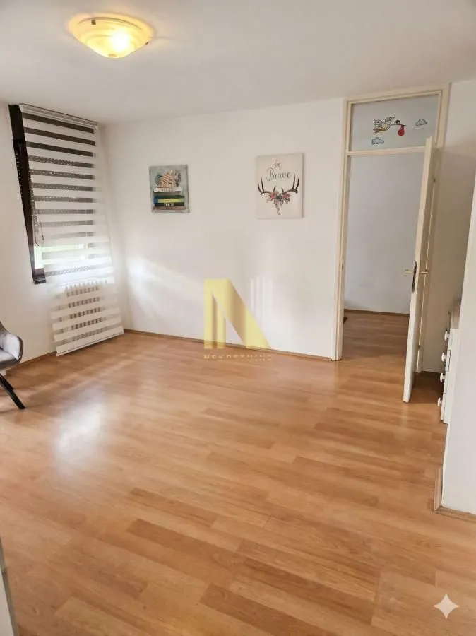 Prodaja, dvosoban stan, 58m², Sajmište, Novi Sad