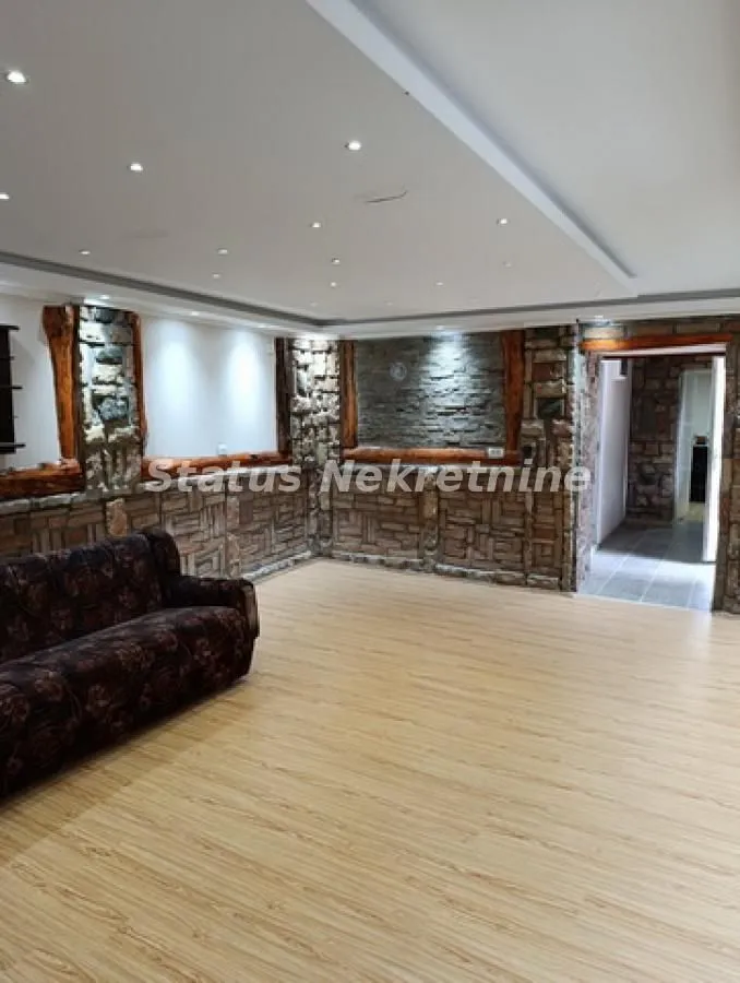 Prodaja, kuća, 137m², Titel, Novi Sad