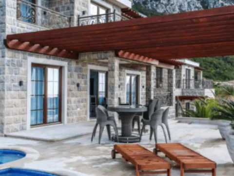 Izdavanje, kuća, 300m², Blizikuće, Budva - image 8