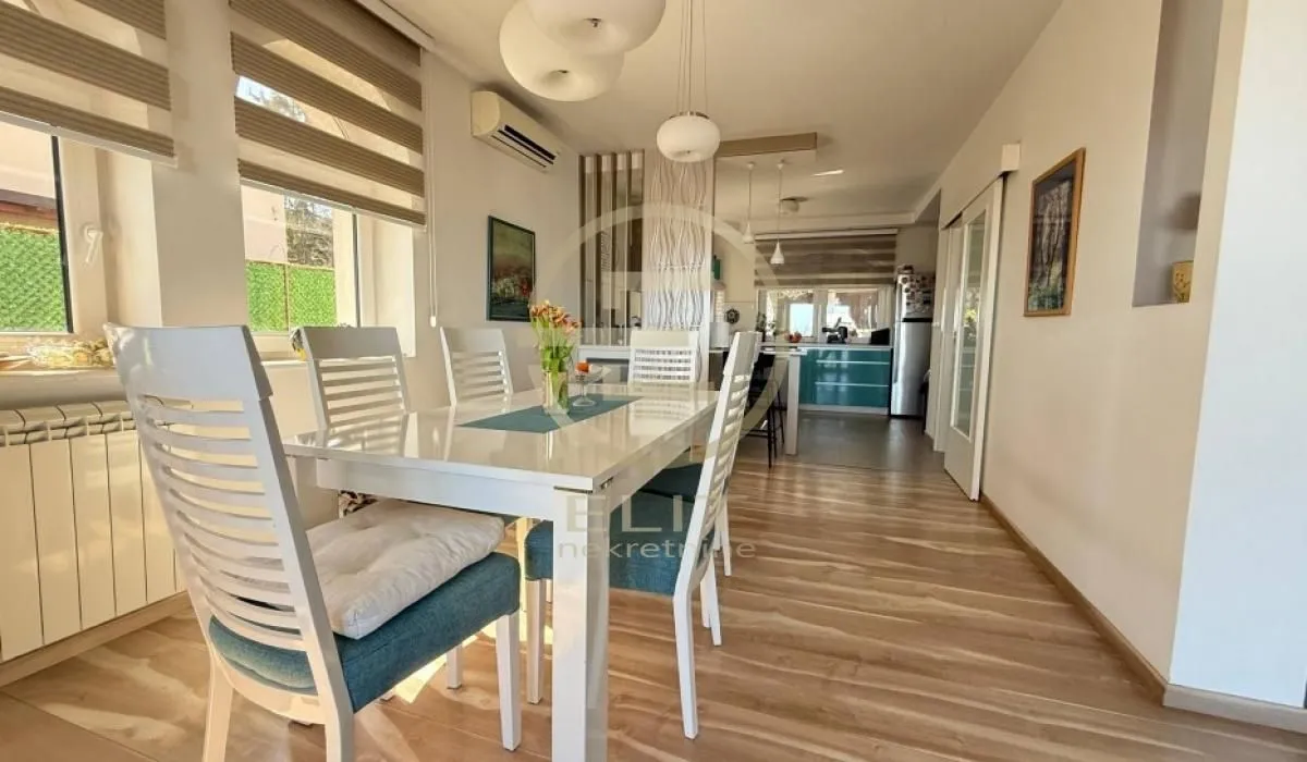 Sale, house, 273m², Petrovaradin, Novi Sad