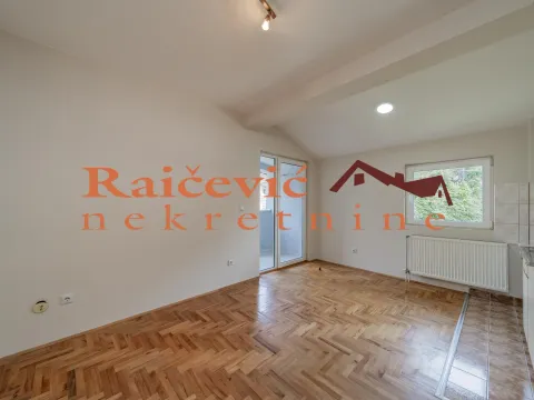 Prodaja, jednosoban stan, 31m², Rakovica, Beograd - image 3