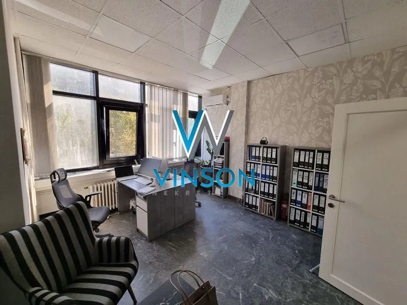 Rent, office space, 36m², Bulevar Oslobodjenja, Novi Sad Sve Podlokacije