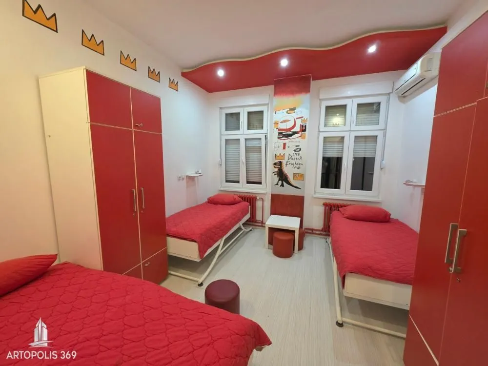 Prodaja, četvorosoban stan, 103m², Savski Venac, Beograd