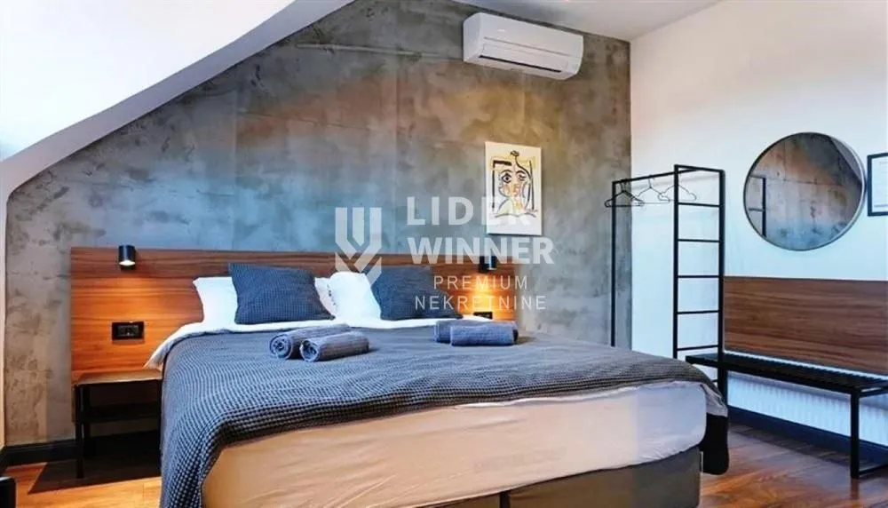 Prodaja, četvorosoban stan, 109m², Zemun Centar, Zemun Sve Podlokacije