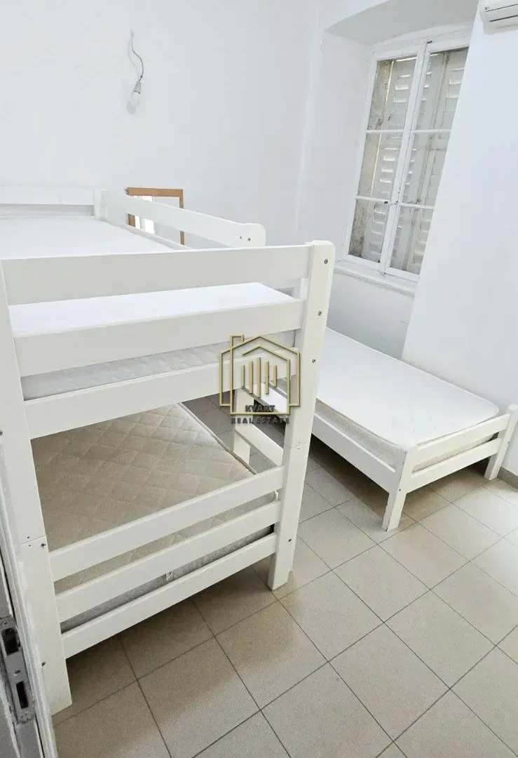 Prodaja, trosoban stan, 72m², Stari Grad Kotor, Kotor