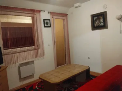 Rent, two bedroom apartment, 40m², Vojvode Vlahovica, Beograd