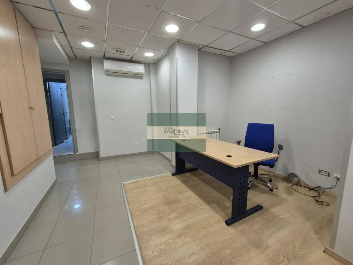 Rent, office space, 326m², Centar, Jagodina