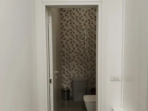 Izdavanje, poslovni prostor, 58m², Crveni Krst, Beograd - image 9