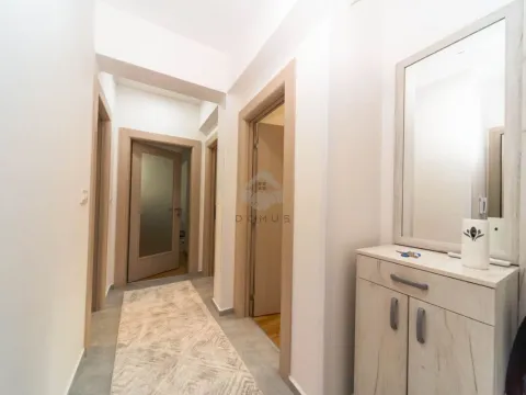 Rent, two bedroom apartment, 70m², Stara Varoš, Podgorica - image 19