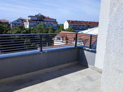 Prodaja, stan, 166m², Čukarica, Beograd - image 1