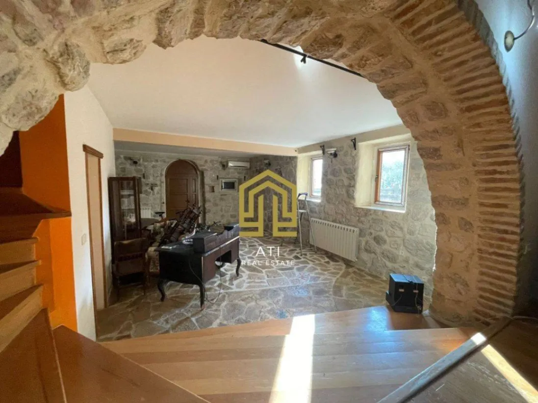 Prodaja, kuća, 180m², Orahovac, Kotor