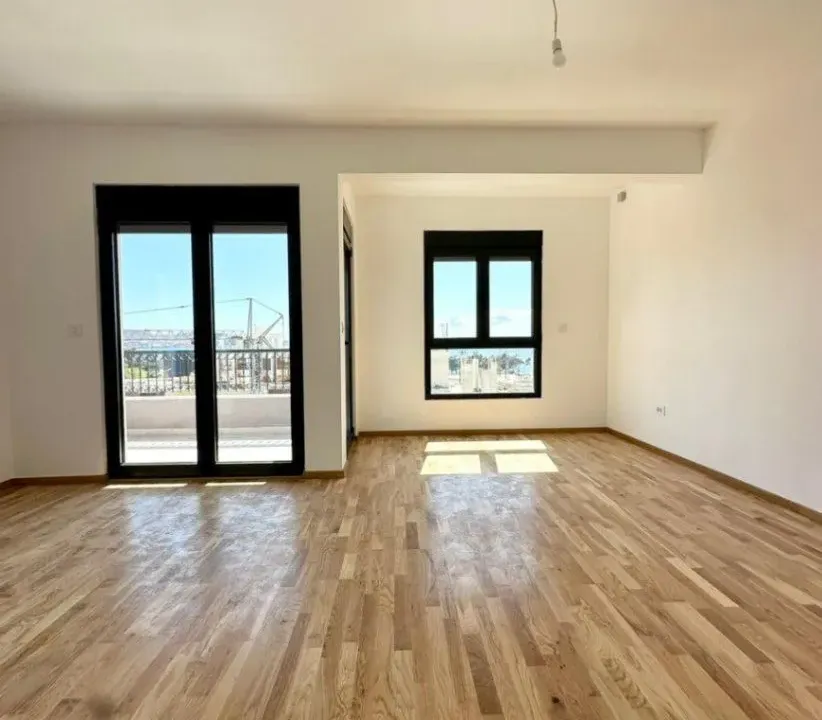 Sale, two bedroom apartment, 69m², Šušanj, Bar
