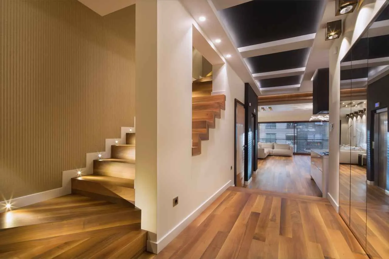 Prodaja, četvorosoban stan, 313m², Budva, Crna Gora