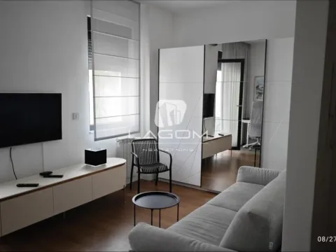 Stan in Tošin bunar