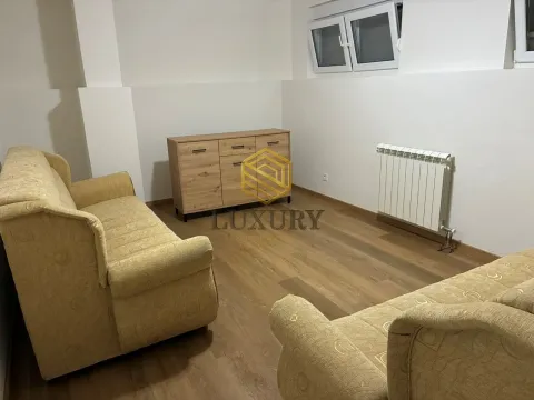 Rent, two bedroom apartment, 100m², Stari Aerodrom, Podgorica - image 1