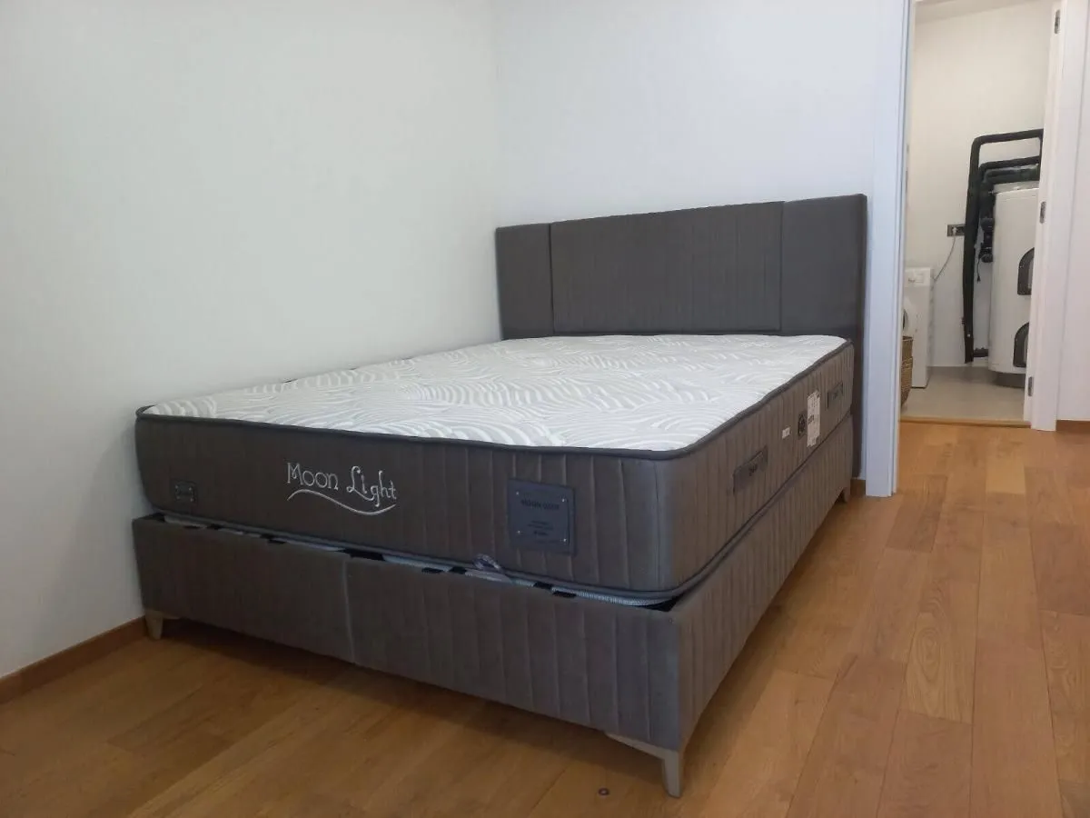 Rent, four bedroom apartment, 95m², Stari Grad, Beograd