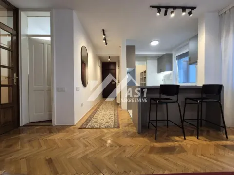 Izdavanje, trosoban stan, 92m², Centar, Novi Sad - image 4