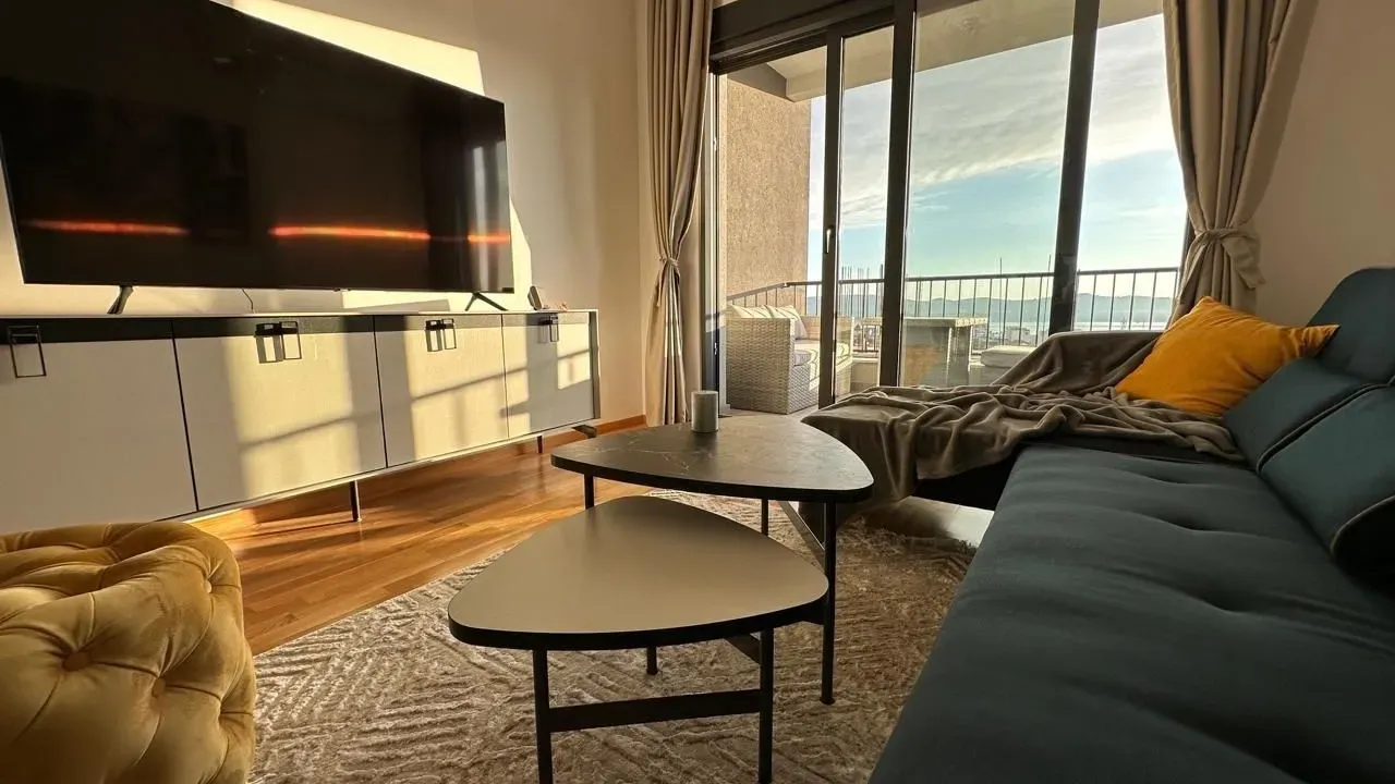 Prodaja, dvosoban stan, 71m², Mažina, Tivat