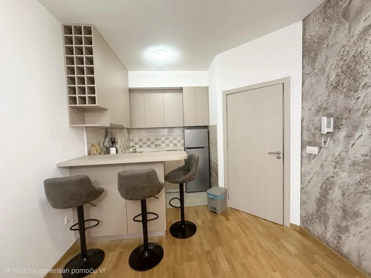 Rent, apartment, 40m², Stari Aerodrom, Podgorica