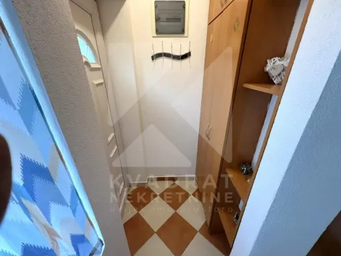 Rent, studio apartment, 20m², Blok 9, Podgorica - image 4
