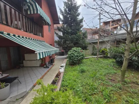 Prodaja, kuća, 162m², Zvezdara, Zvezdara Sve Podlokacije - image 5