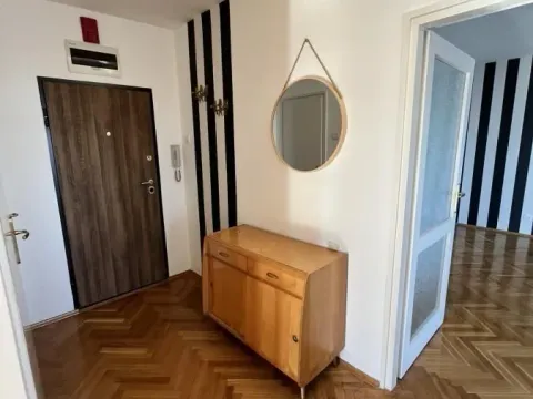 Izdavanje, trosoban stan, 73m², Kej, Novi Sad Sve Podlokacije - image 10