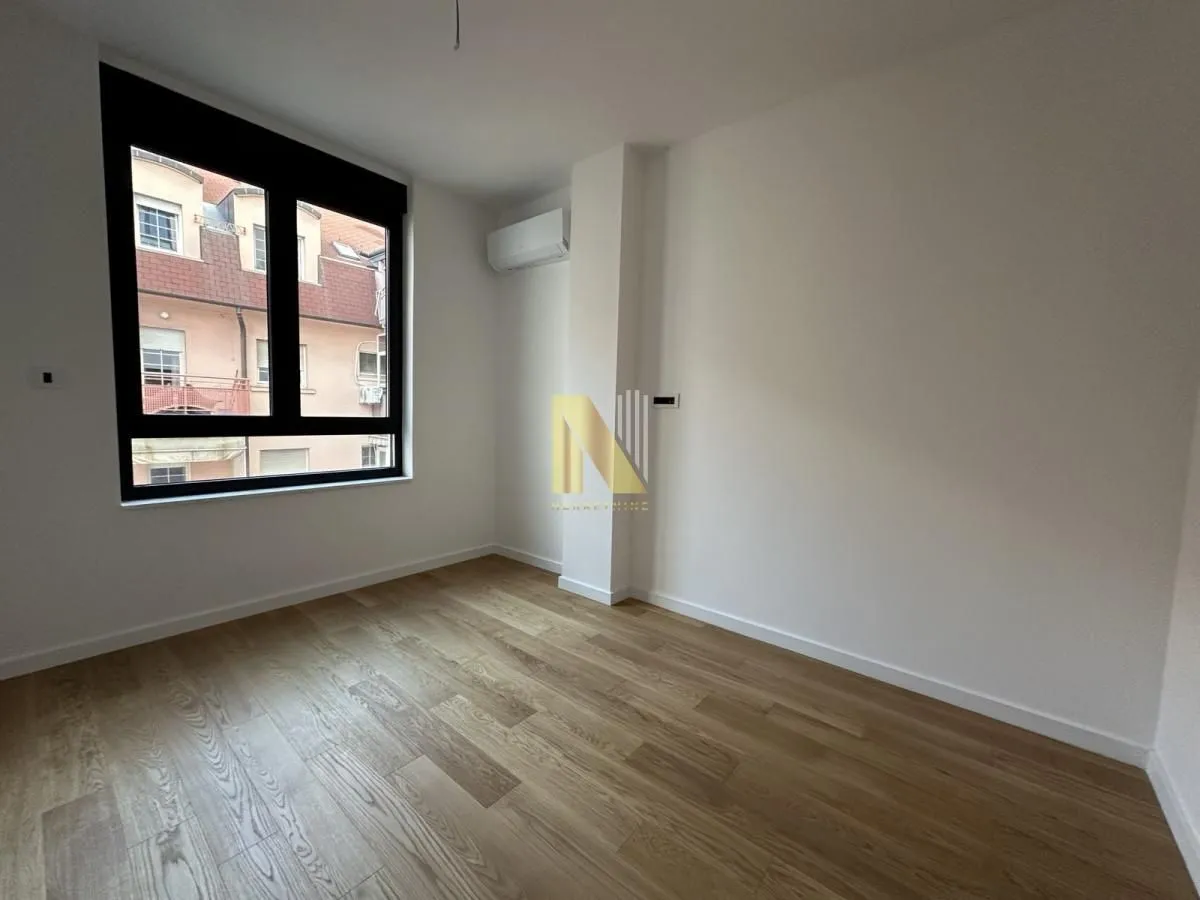 Rent, office space, 112m², Centar, Novi Sad