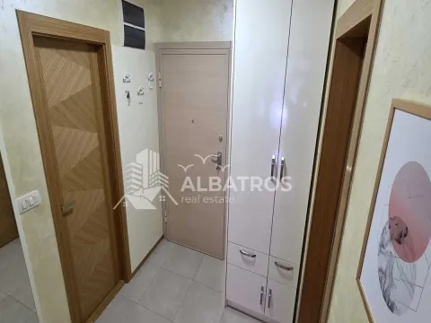 Izdavanje, jednosoban stan, 47m², Centar, Bar - image 10