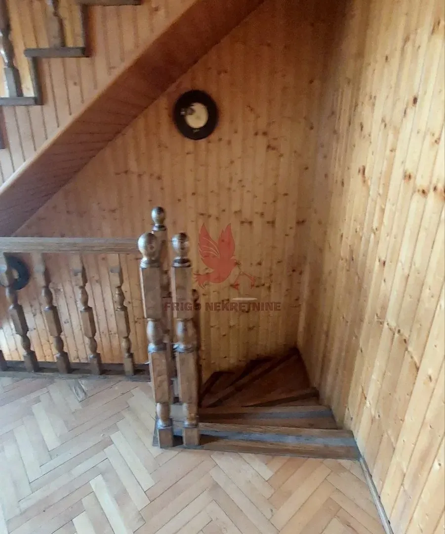 Prodaja, kuća, 997m², Rabrovac, Mladenovac
