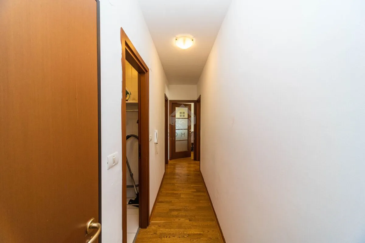 Rent, one bedroom apartment, 52m², City Kvart, Podgorica
