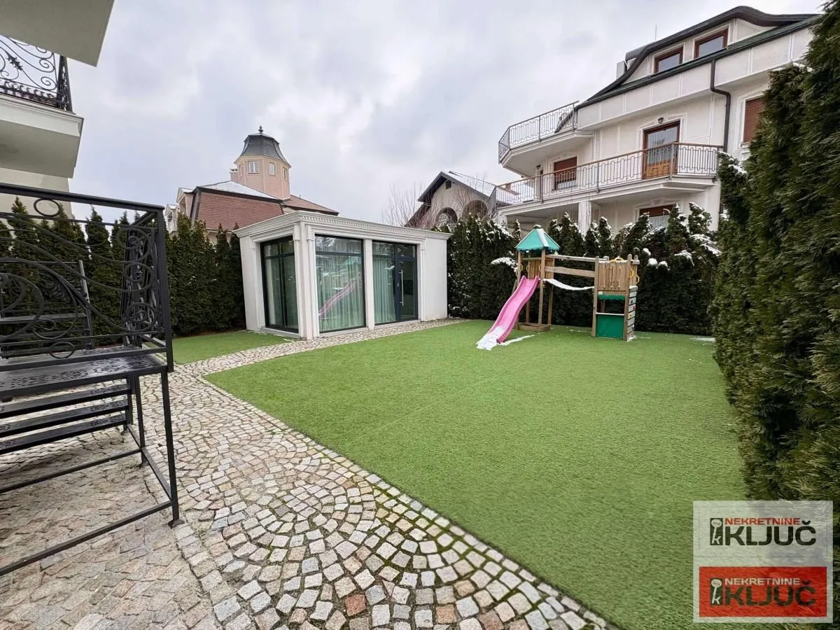 Izdavanje, trosoban stan, 100m², Sremska Kamenica, Petrovaradin