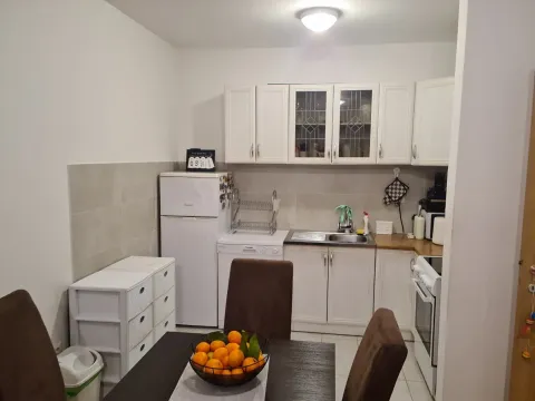 Prodaja, dvosoban stan, 69m², Stari Aerodrom, Podgorica - image 12