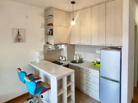 Rent, studio apartment, 27m², City Kej, Podgorica - image 3