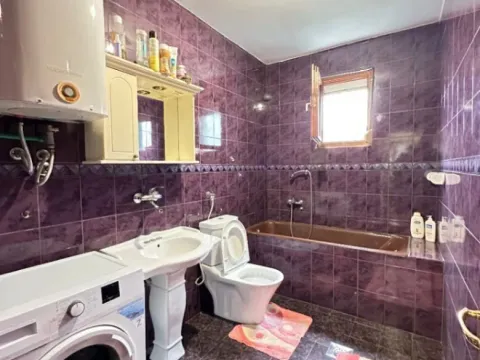 Izdavanje, kuća, 100m², Zagorič, Podgorica - image 3