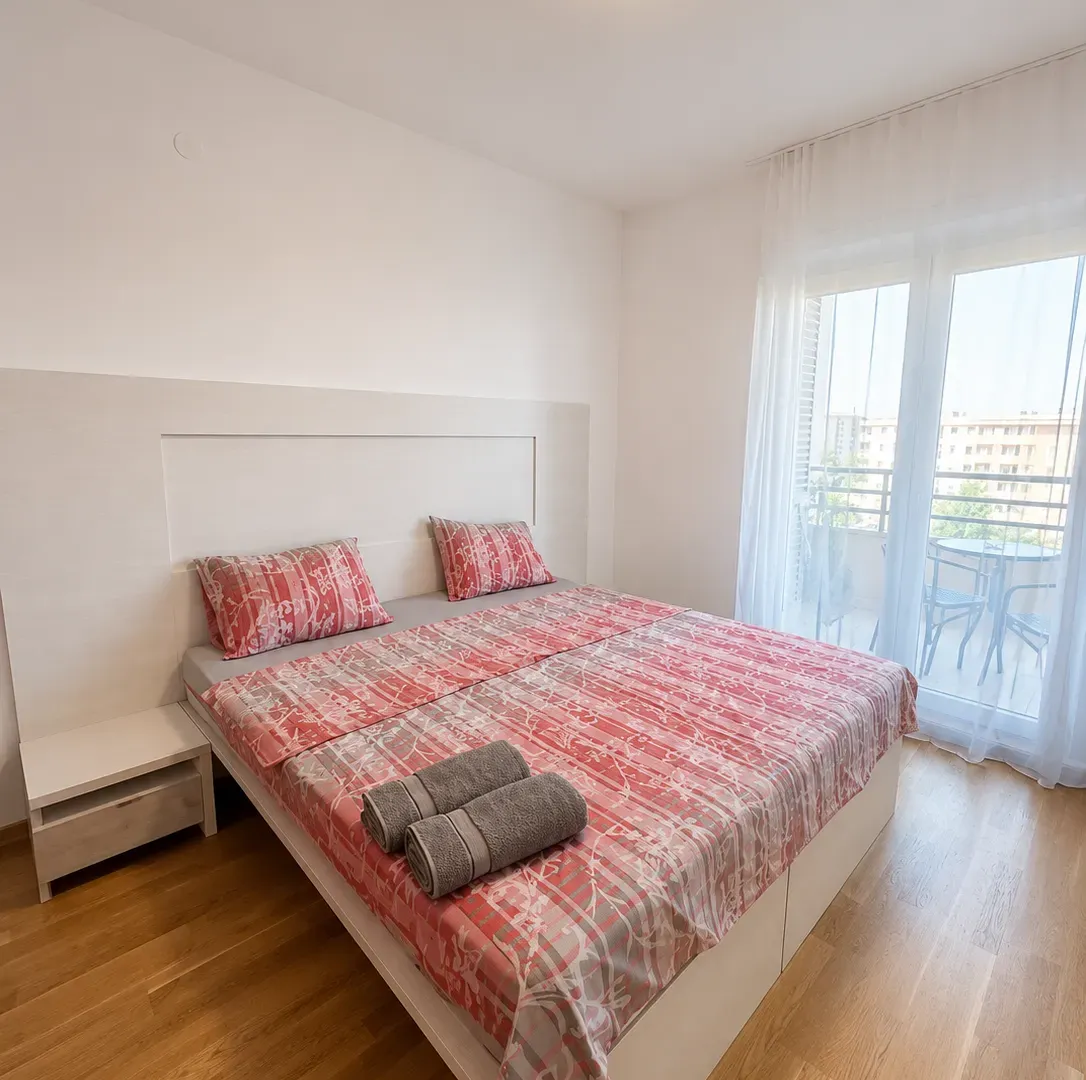 Izdavanje, jednosoban stan, 51m², City Kvart, Podgorica