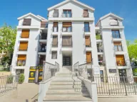 Izdavanje, dvosoban stan, 83m², Centar, Tivat - image 6