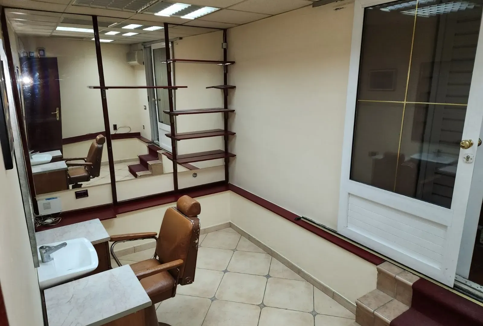 Rent, office space, 13m², Preko Morače, Podgorica