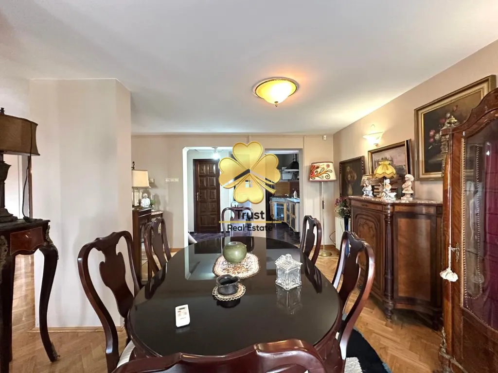 Rent, apartment, 280m², Gorica C, Podgorica