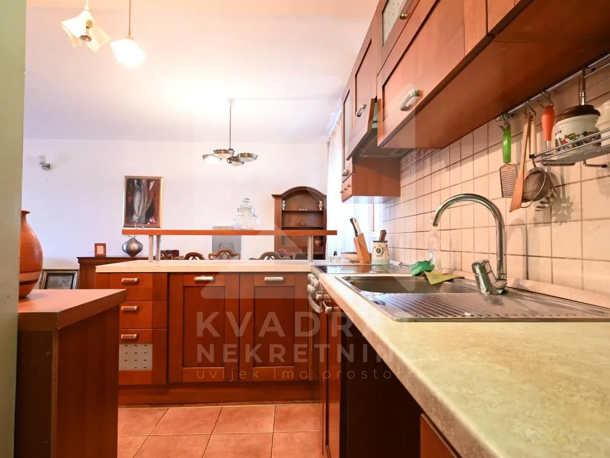 Rent, three bedroom apartment, 86m², Centar, Podgorica