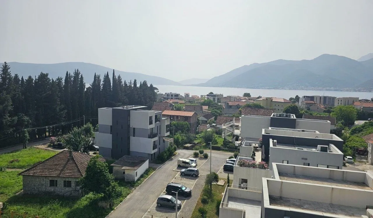 Prodaja, dvosoban stan, 52m², Seljanovo, Tivat