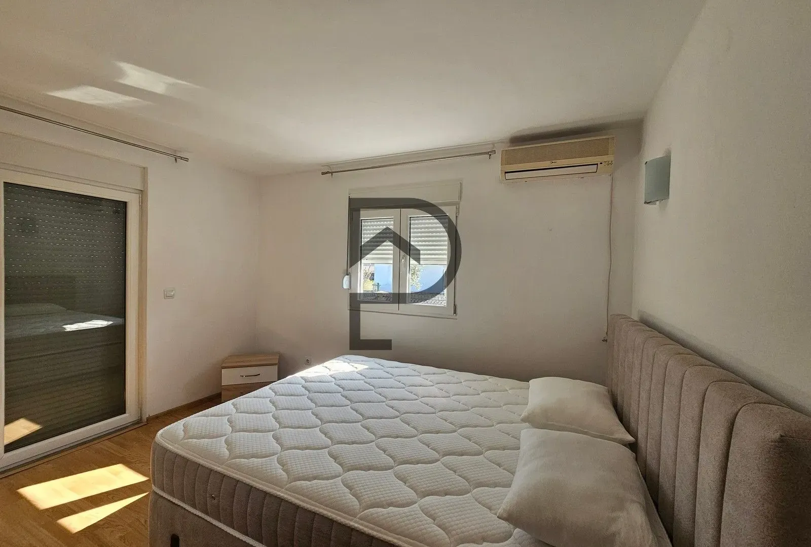 Sale, house, 200m², Podgorica, Crna Gora