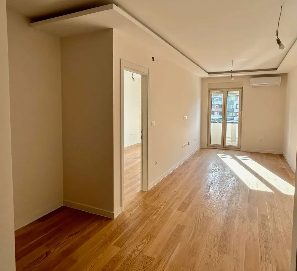 Prodaja, jednosoban stan, 43m², Central Point, Podgorica