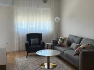 Izdavanje, jednosoban stan, 49m², Central Point, Podgorica - image 12